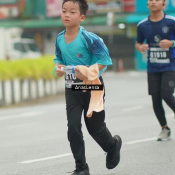 Runner Photo 8822611