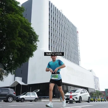 Runner Photo 8822625
