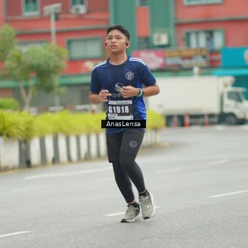 Runner Photo 8822646