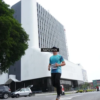 Runner Photo 8822657