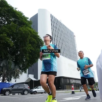 Runner Photo 8822674