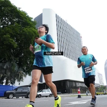Runner Photo 8822681