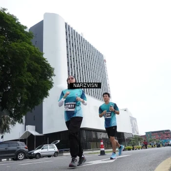 Runner Photo 8822702