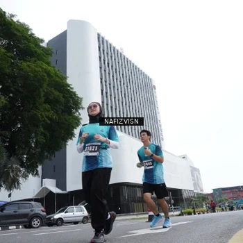 Runner Photo 8822704