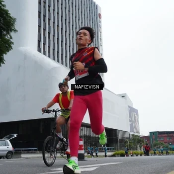 Runner Photo 8822815
