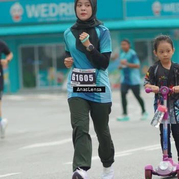 Runner Photo 8822855