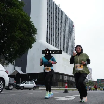 Runner Photo 8822874