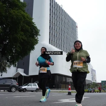 Runner Photo 8822876