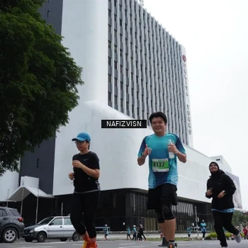 Runner Photo 8822901
