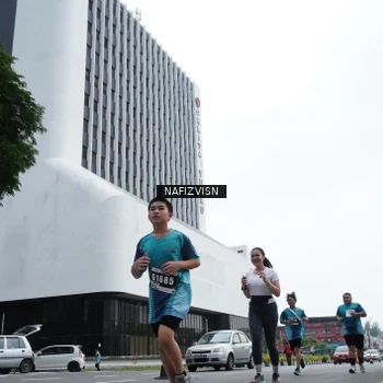 Runner Photo 8822929