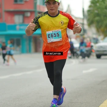 Runner Photo 8823006