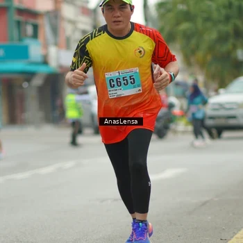 Runner Photo 8823007