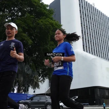 Runner Photo 8823016