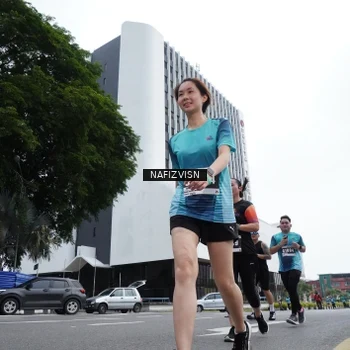 Runner Photo 8823036