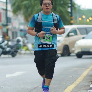 Runner Photo 8823039