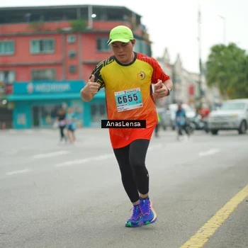 Runner Photo 8823041