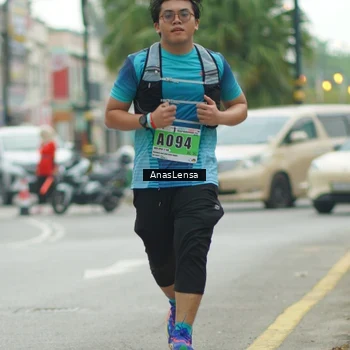 Runner Photo 8823044