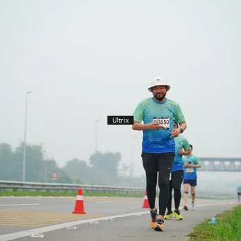 Runner Photo 8823049