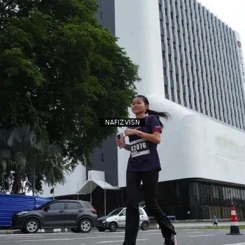 Runner Photo 8823063