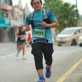 Runner Photo 8823095