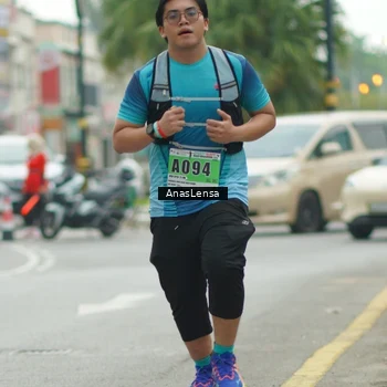 Runner Photo 8823105