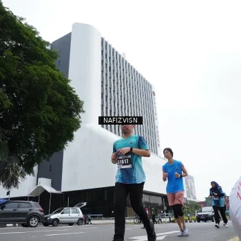 Runner Photo 8823109