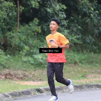 Runner Photo 8823112