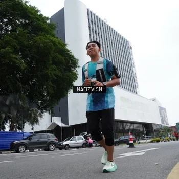 Runner Photo 8823168
