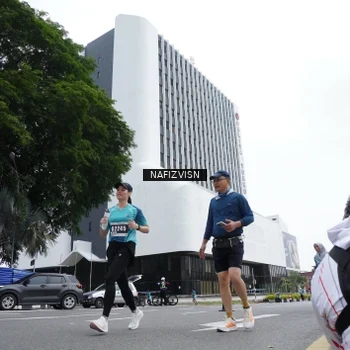 Runner Photo 8823201