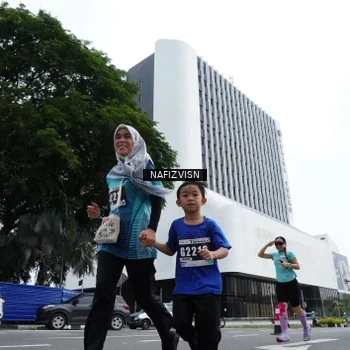 Runner Photo 8823223