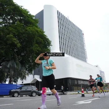 Runner Photo 8823225