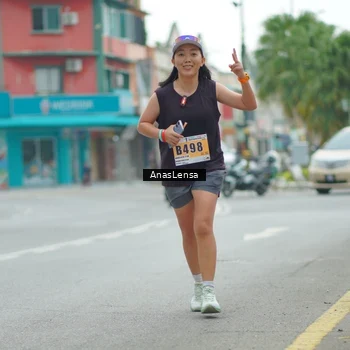 Runner Photo 8823240