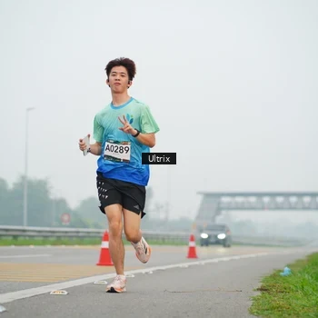 Runner Photo 8823250