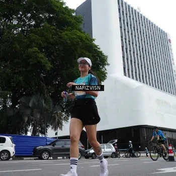 Runner Photo 8823256