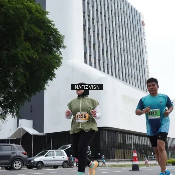 Runner Photo 8823261
