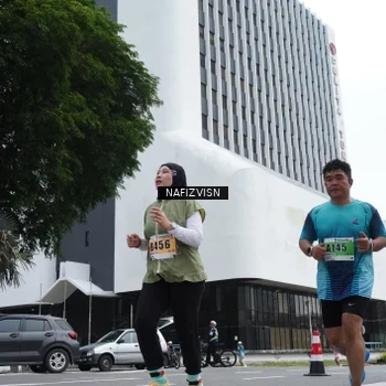 Runner Photo 8823278