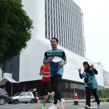 Runner Photo 8823280