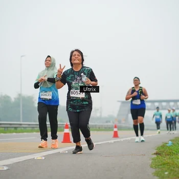 Runner Photo 8823286