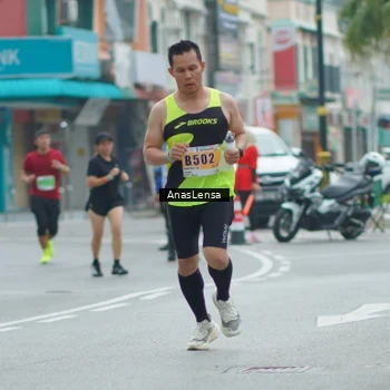 Runner Photo 8823287