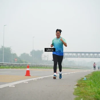 Runner Photo 8823332
