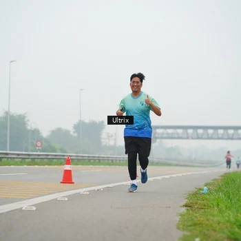 Runner Photo 8823336