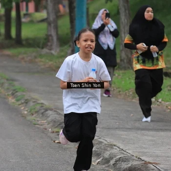 Runner Photo 8823353