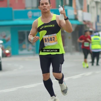 Runner Photo 8823360