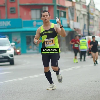 Runner Photo 8823363