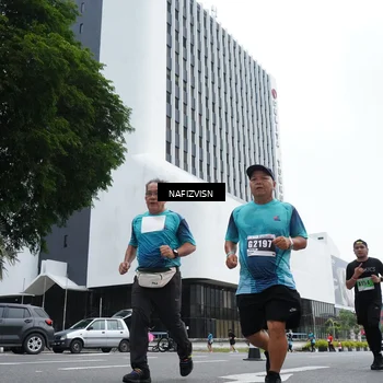 Runner Photo 8823386