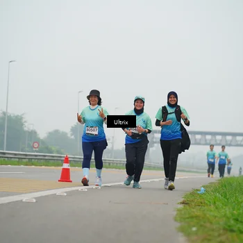 Runner Photo 8823399