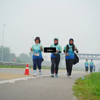 Runner Photo 8823400