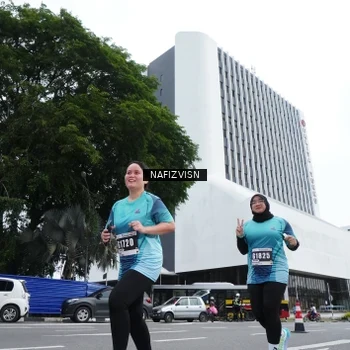 Runner Photo 8823515