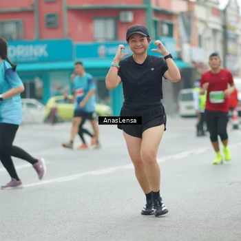 Runner Photo 8823551