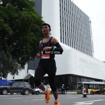 Runner Photo 8823562